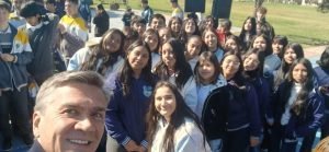 El gobernador Leandro Zdero encabezó un encuentro con estudiantes de la EES Nº 46